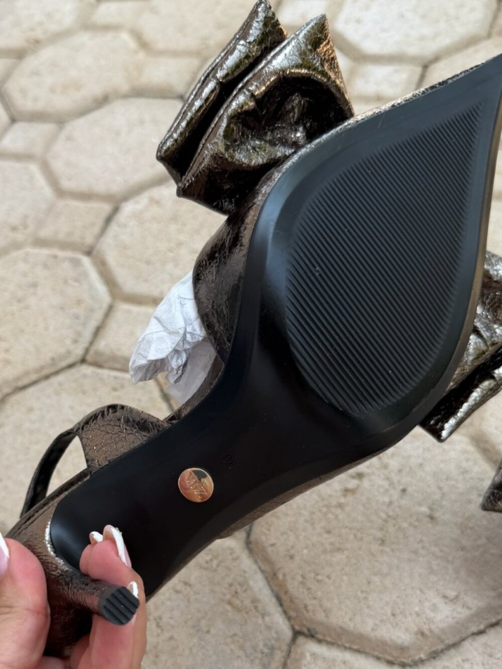 Zara Metallic Bow Slingback Heels NWOT Size 38 | Women's Pointed-Toe Pumps - Picture 5 of 5
